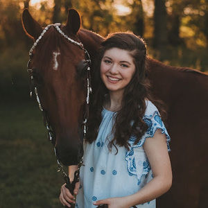 Meet your Posher, Olivia